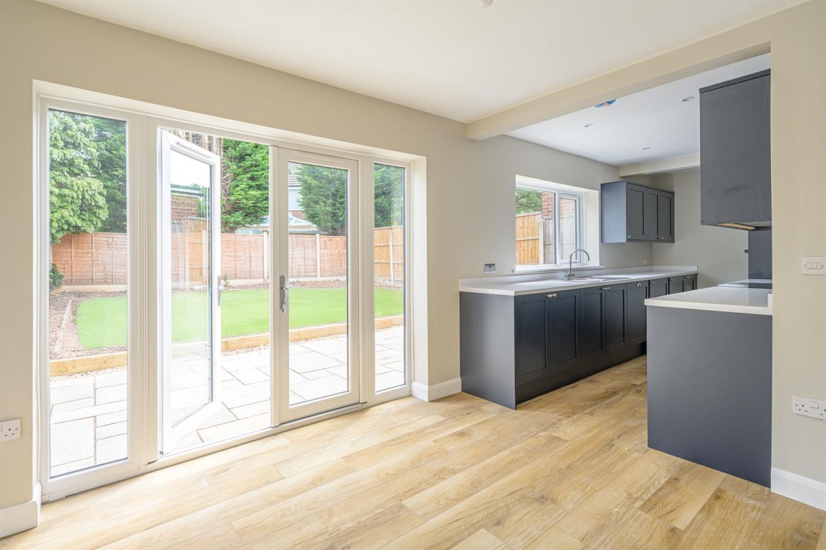 Dorchester Road, Pedmore, DY9 0XD