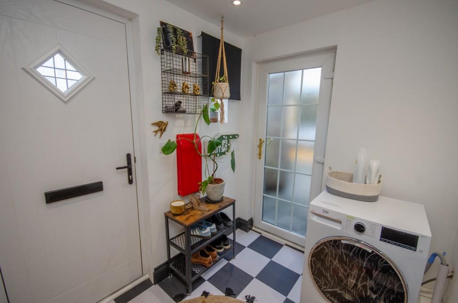 Mangotsfield Road, Mangotsfield, Bristol, BS16 9LG