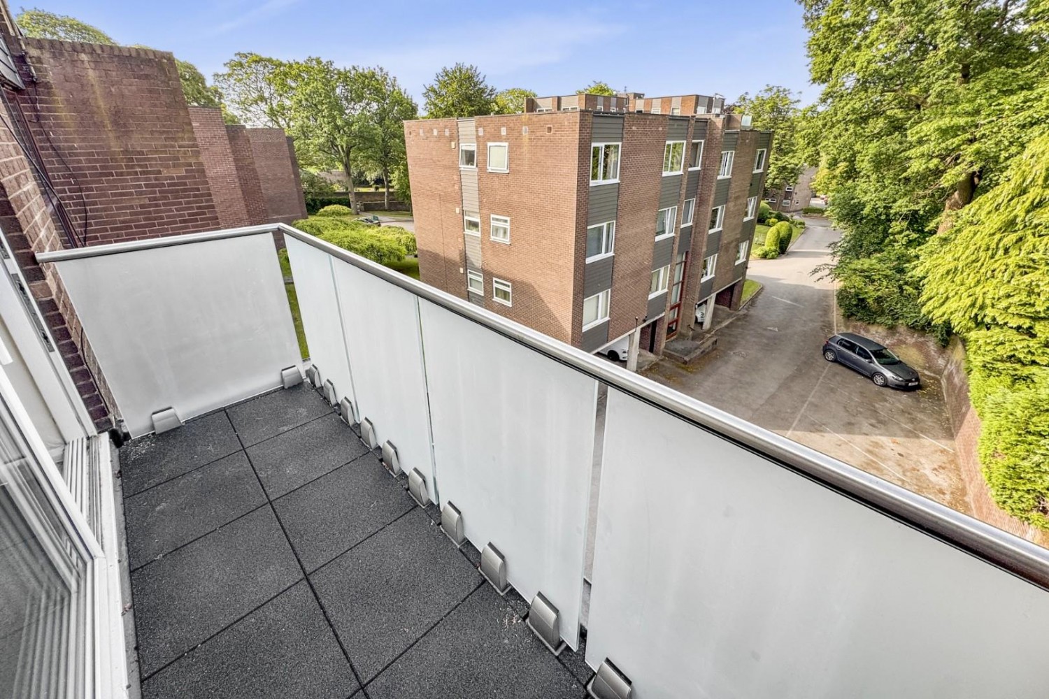 Woodville Court, Roundhay