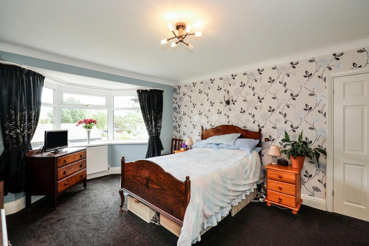 Almsford Avenue, Harrogate