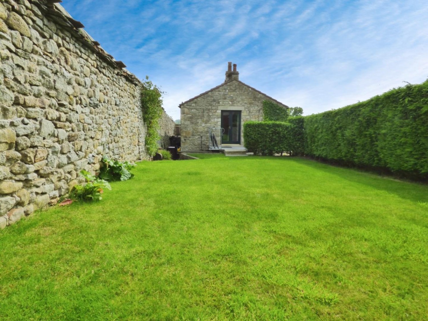 Tranmere Cottage & Carn Cottage, Hoyle Hill, Long Preston, Skipton