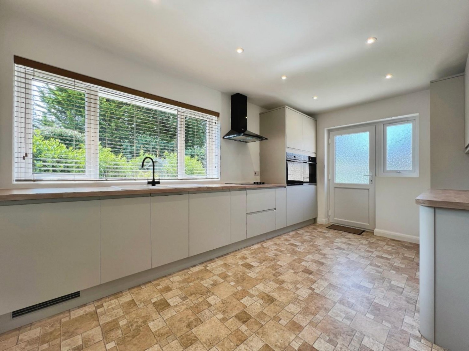 Orchard Valley, Hythe