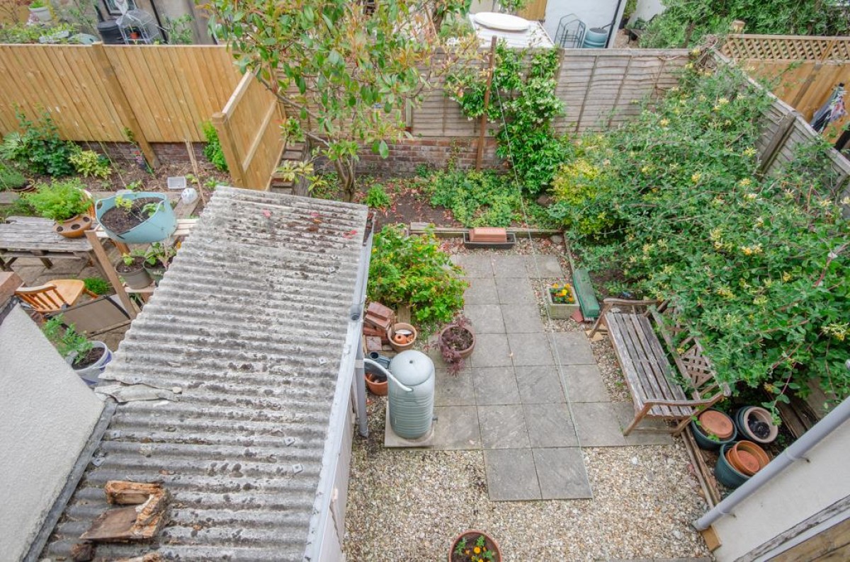 Camerton Road, Greenbank, Bristol BS5 6HN