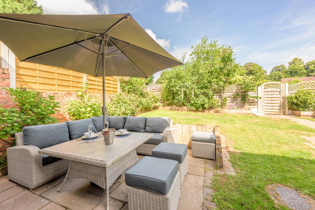 Blakeshall Farm Barns, Blakeshall Lane, Wolverley, DY11 5XW