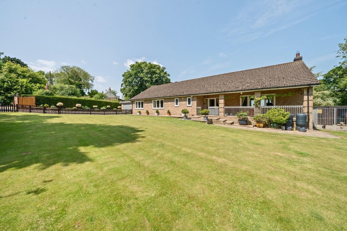 School Lane, Fulletby, Horncastle, LN9 6JY