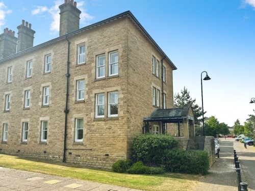 Woodale House, Menston, LS29