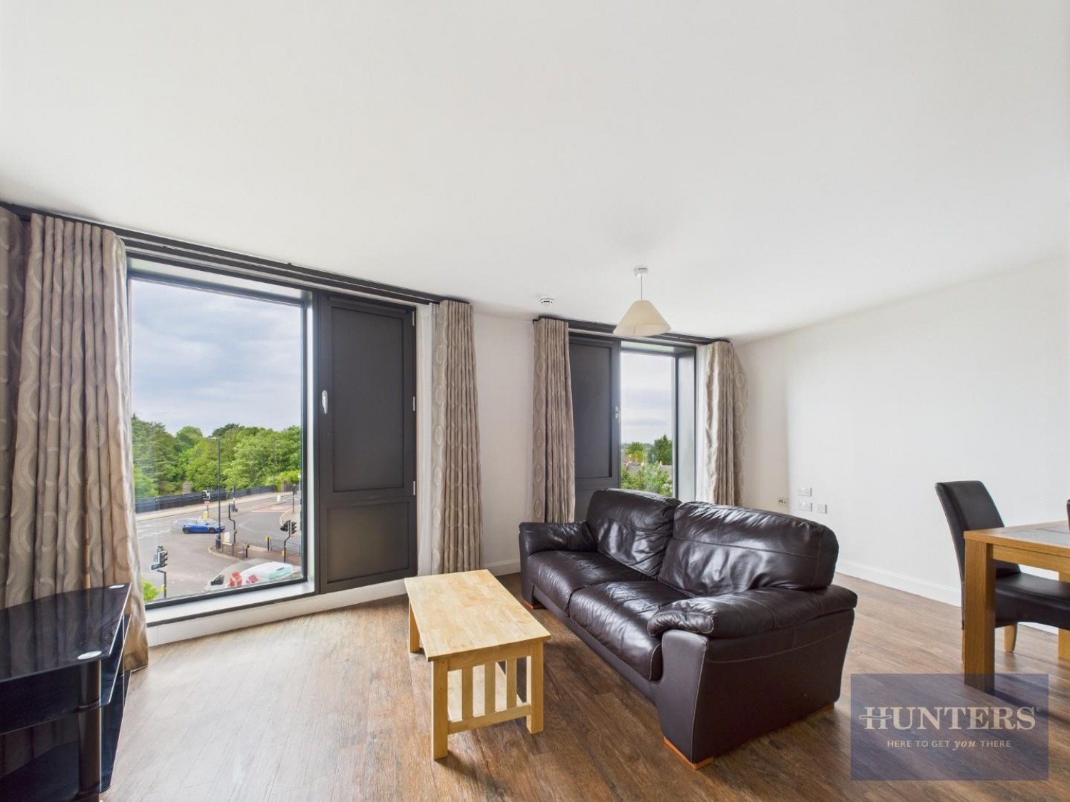 St. James Walk, Honeybourne Way, Cheltenham