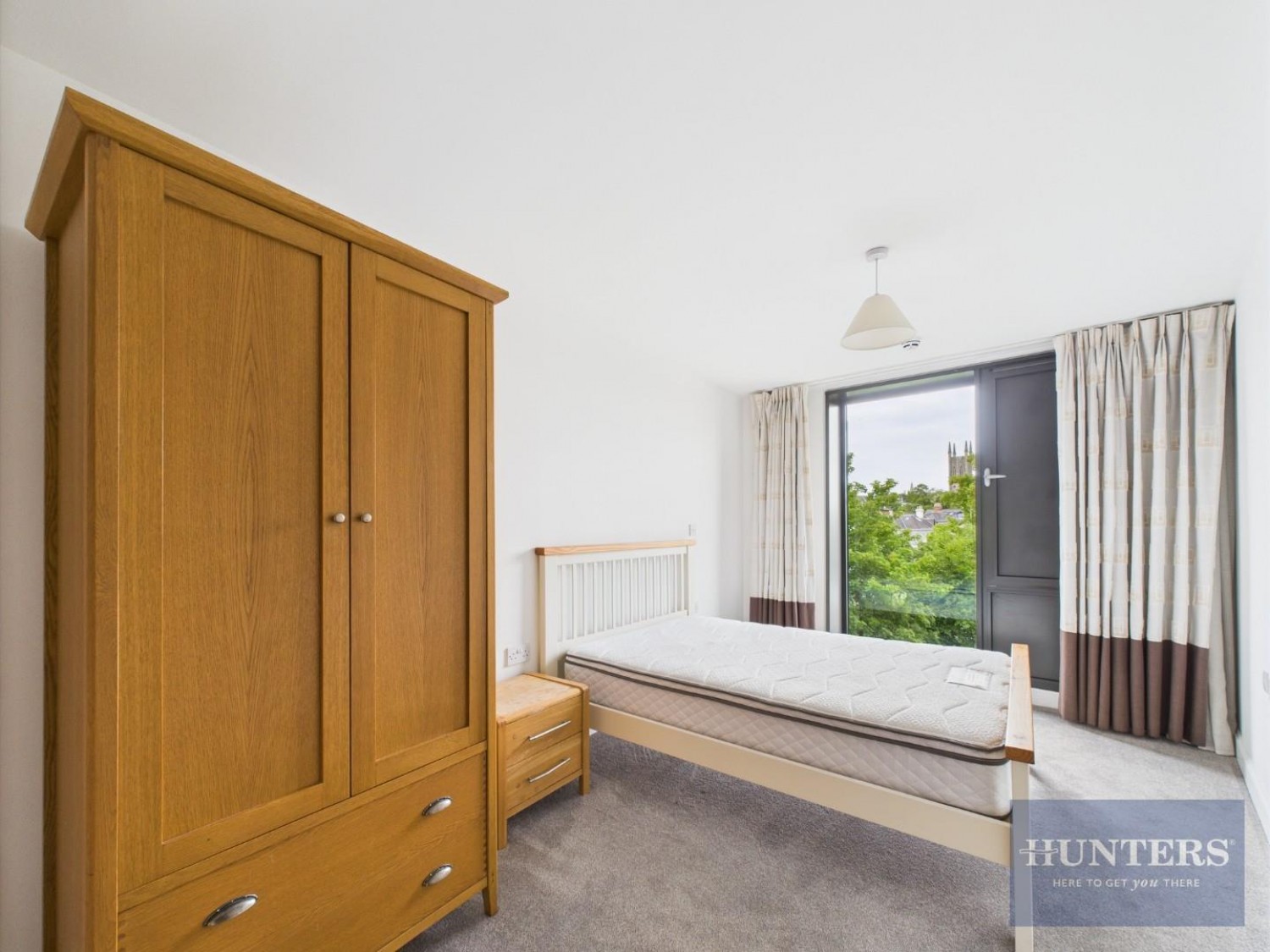 St. James Walk, Honeybourne Way, Cheltenham