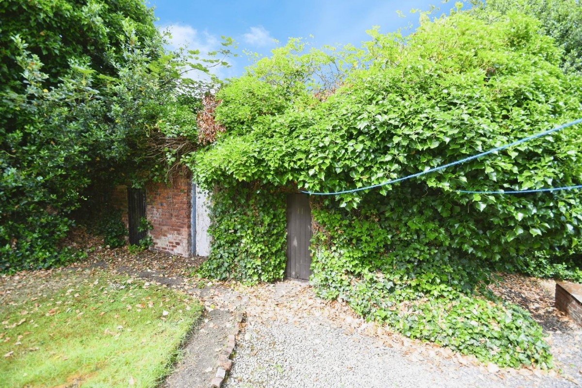 Spital Gardens, Spital, Chesterfield, S41 0HG