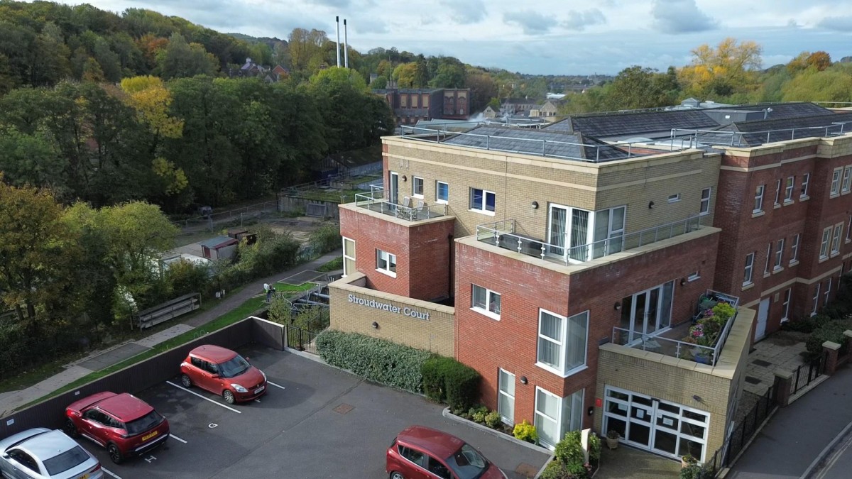 Cainscross Road, Stroud