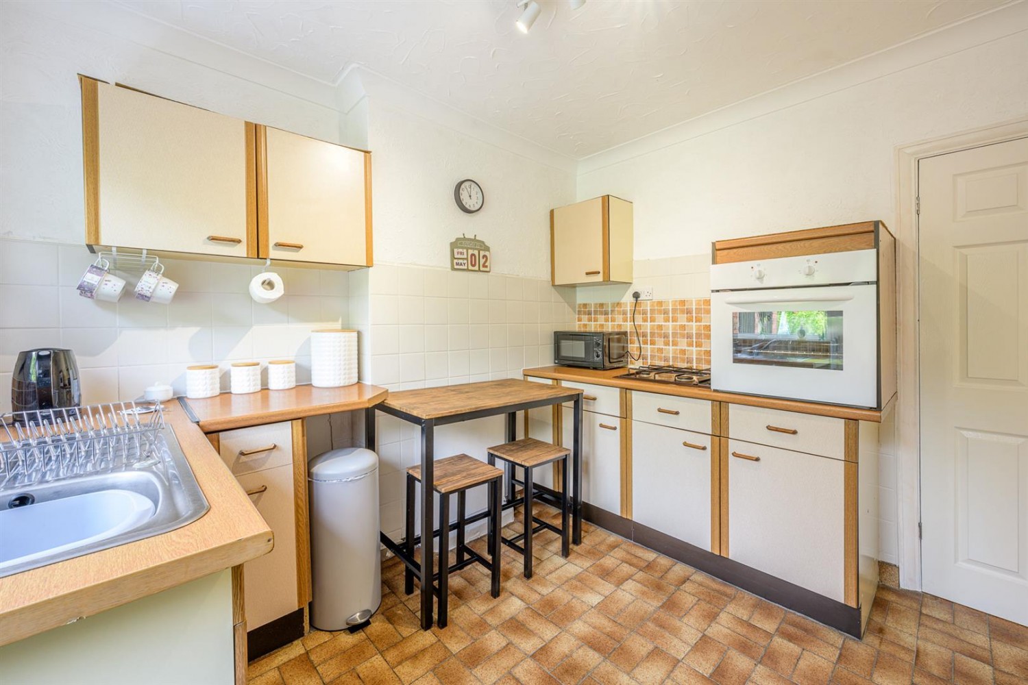 Glynne Avenue, Kingswinford, DY6 9PT