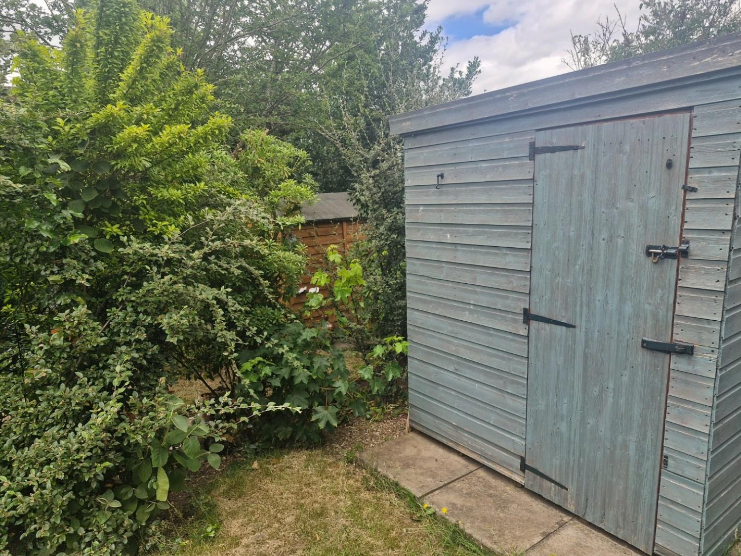 Lawford Avenue, Lichfield
