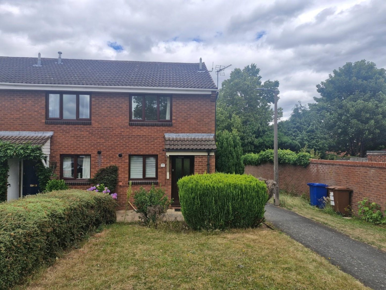 Lawford Avenue, Lichfield