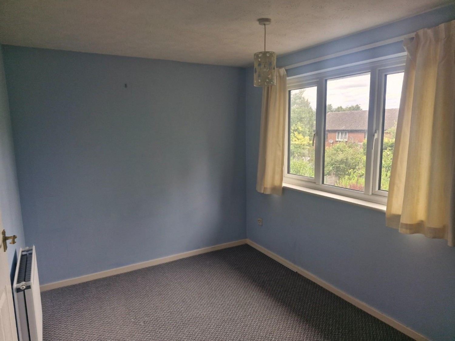 Lawford Avenue, Lichfield