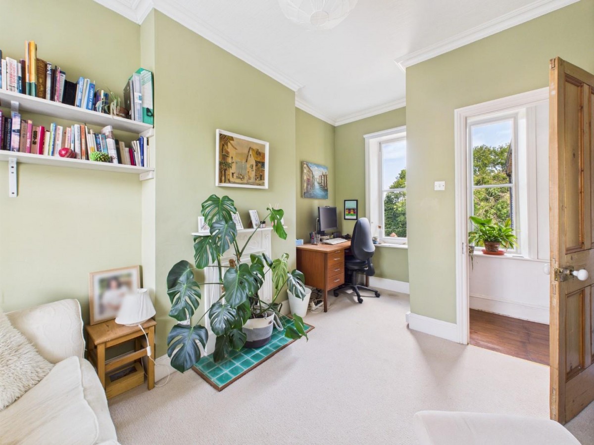 The Drive, Greengates