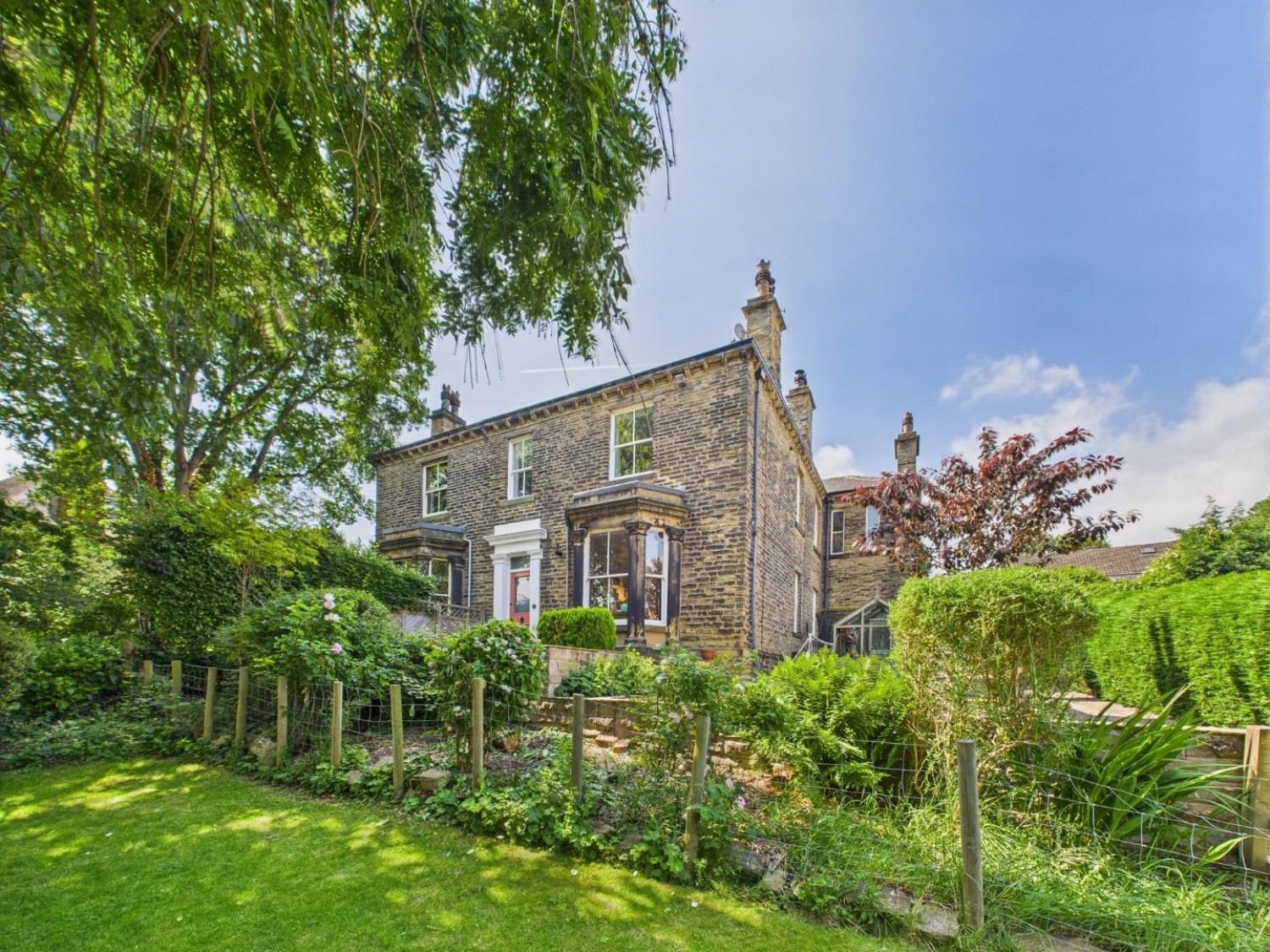 The Drive, Greengates