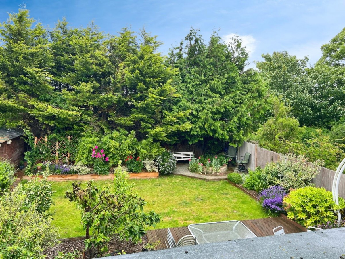 Ashford Road, Newingreen