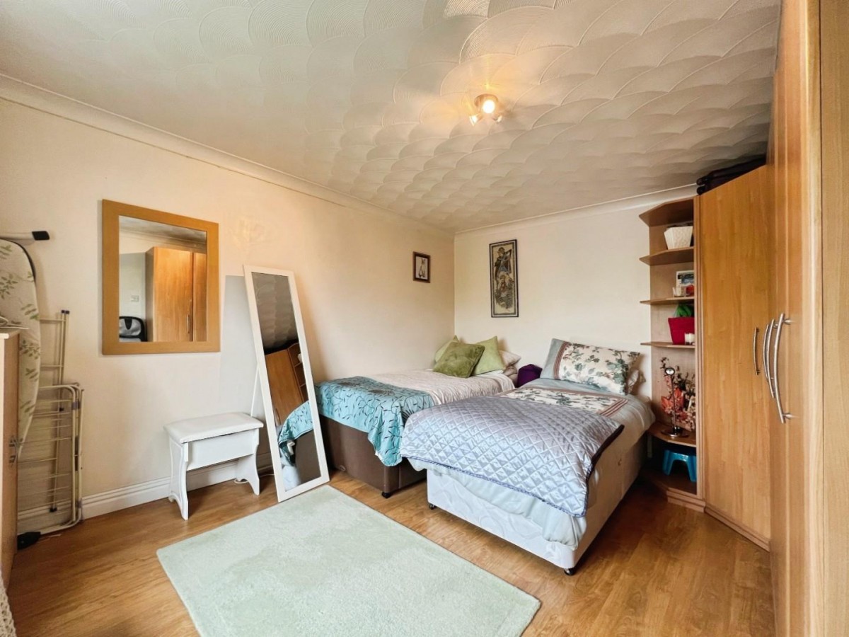 Ashford Road, Newingreen