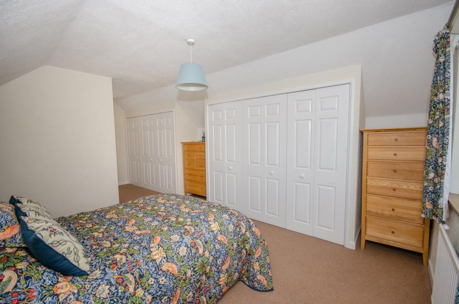 Riverwood Road, Frenchay, Bristol, BS16 1NX