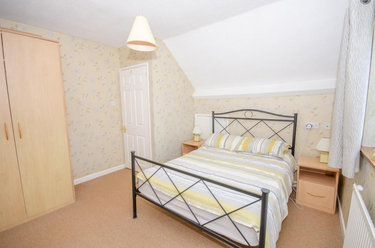 Riverwood Road, Frenchay, Bristol, BS16 1NX