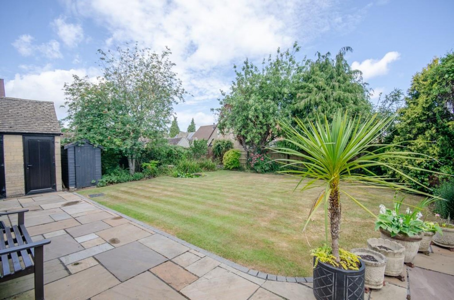 Riverwood Road, Frenchay, Bristol, BS16 1NX
