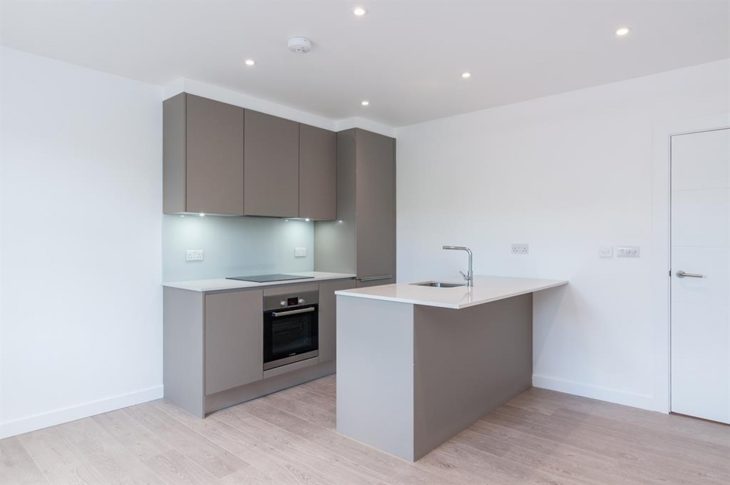 Seven Sisters Road, London, N4