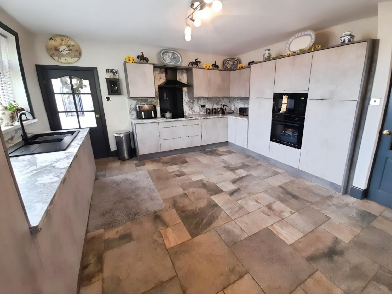 Station Road, Walkeringham, Doncaster