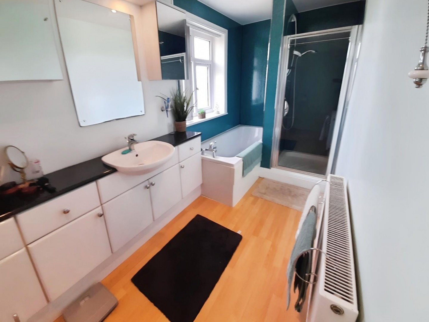 Station Road, Walkeringham, Doncaster