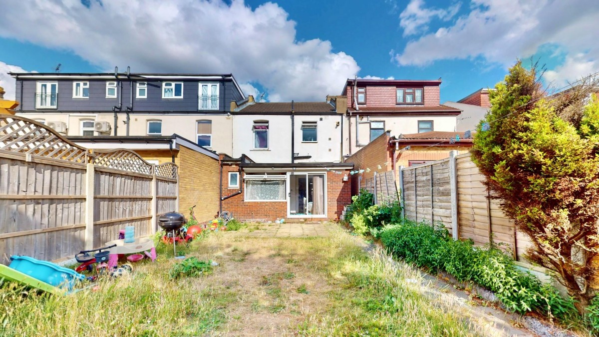 Pembroke Road, Ilford, IG3