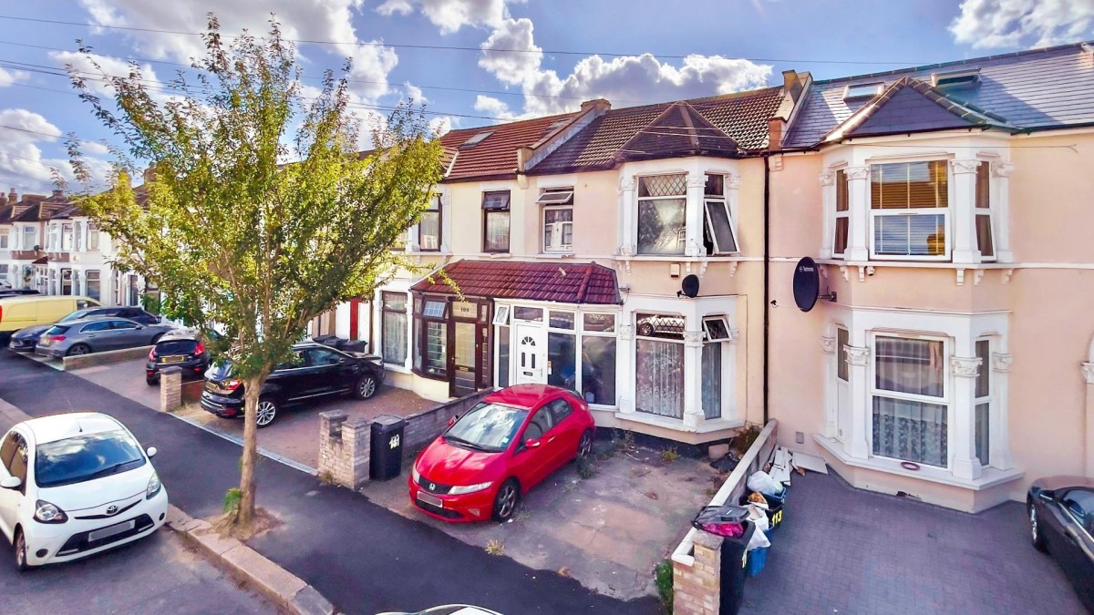 Pembroke Road, Ilford, IG3