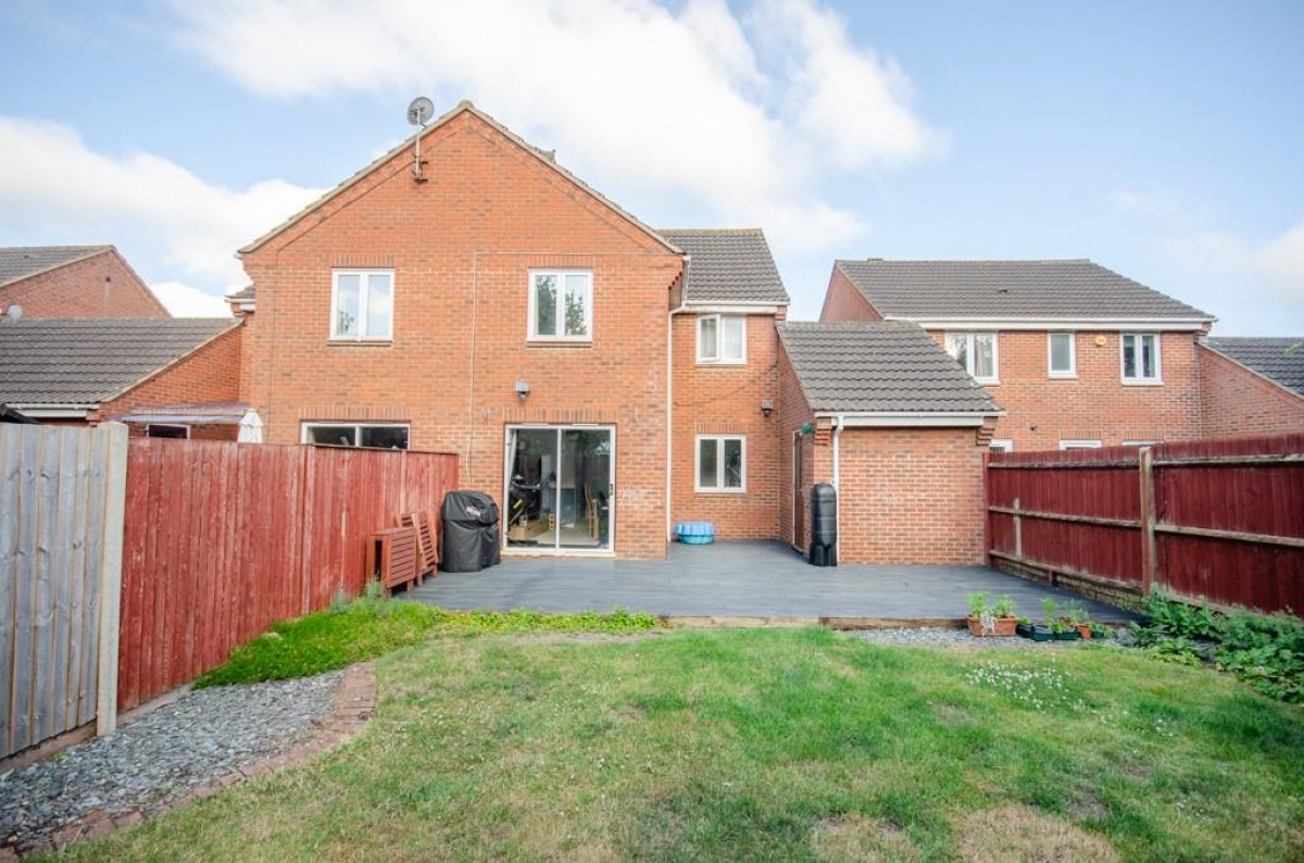 Elizabeth Way, Mangotsfield, Bristol, BS16 9LN.