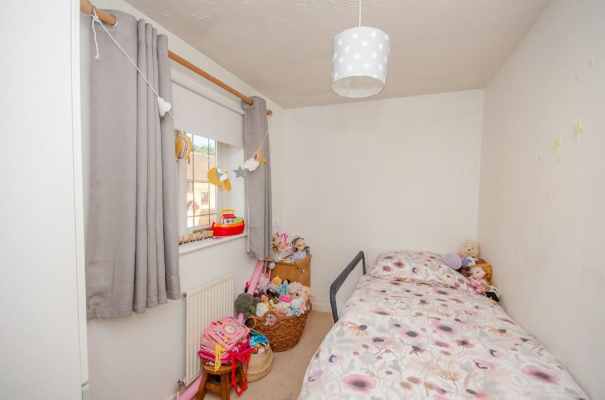 Elizabeth Way, Mangotsfield, Bristol, BS16 9LN.