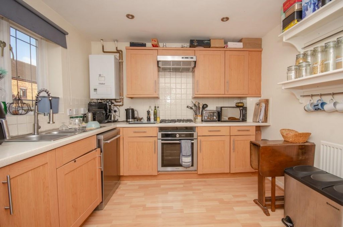 Elizabeth Way, Mangotsfield, Bristol, BS16 9LN.