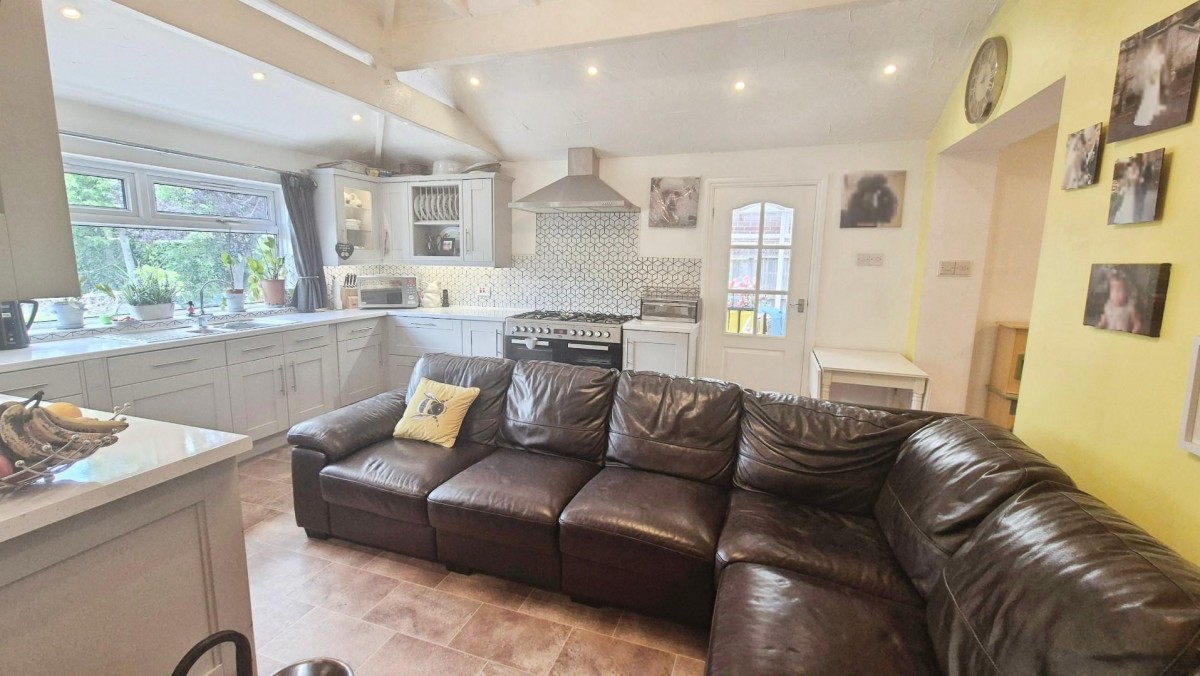 Chester Road North, Brownhills, Walsall, WS8 7JP