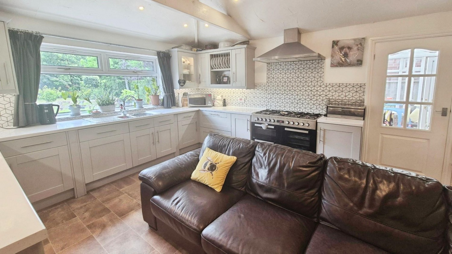 Chester Road North, Brownhills, Walsall, WS8 7JP