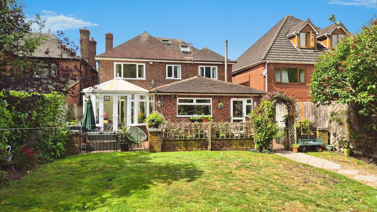 Chester Road North, Brownhills, Walsall, WS8 7JP