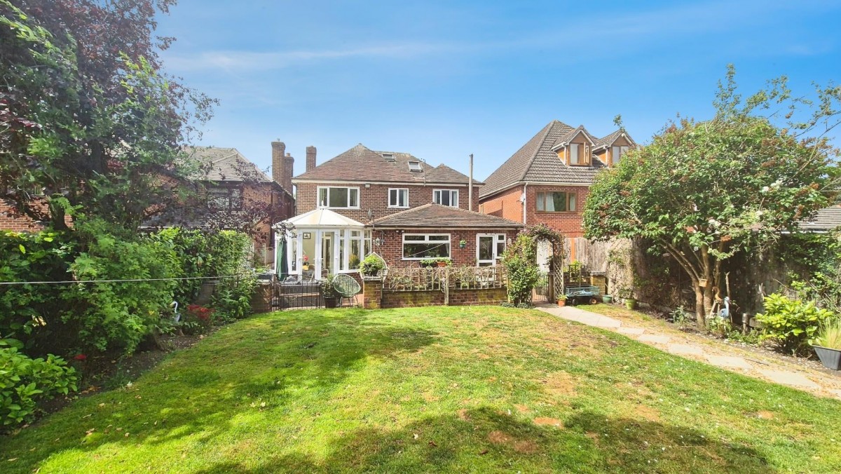 Chester Road North, Brownhills, Walsall, WS8 7JP