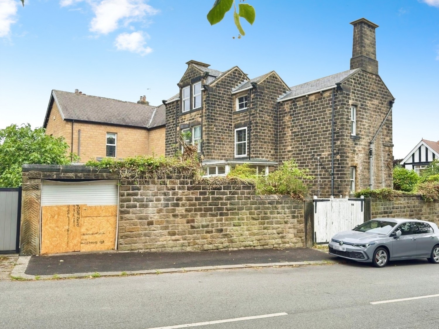 Huddersfield Road, Barnsley