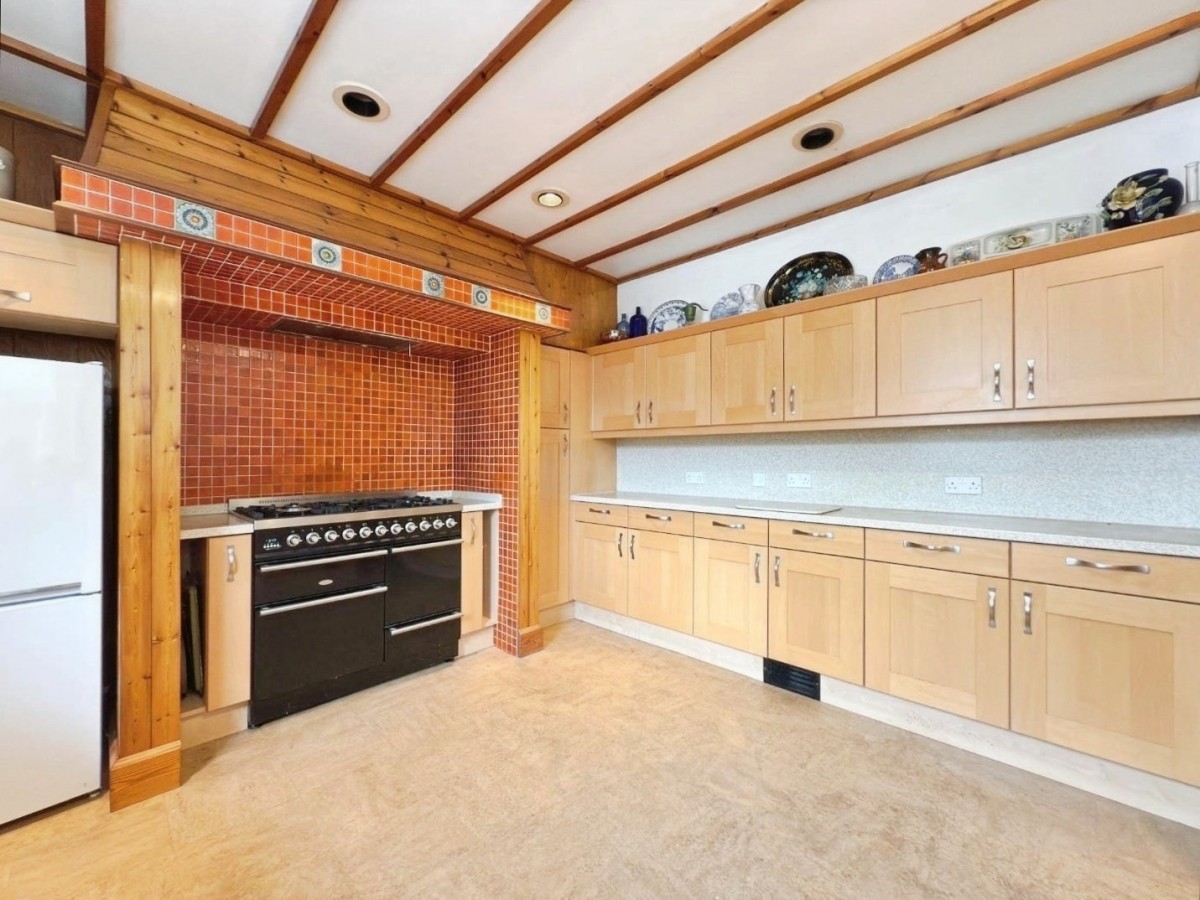 Huddersfield Road, Barnsley