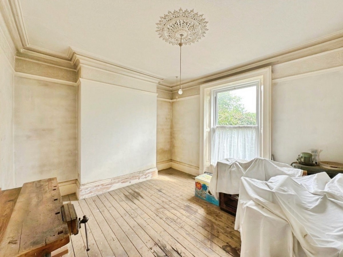 Huddersfield Road, Barnsley