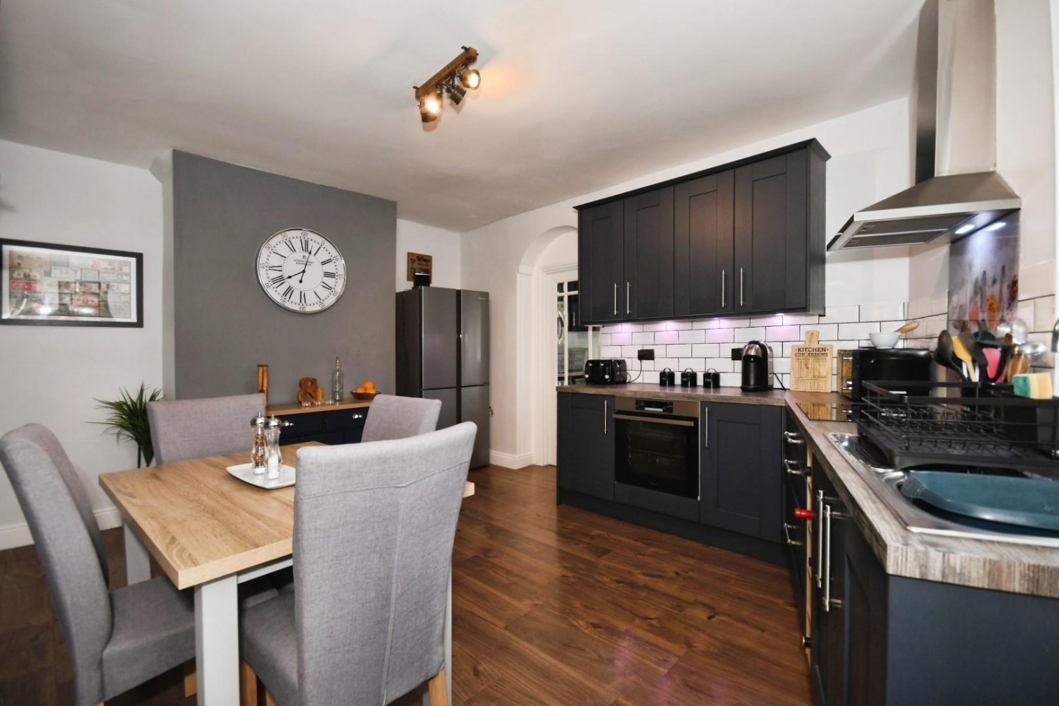 Old Road, Brampton, Chesterfield, S40 3QW