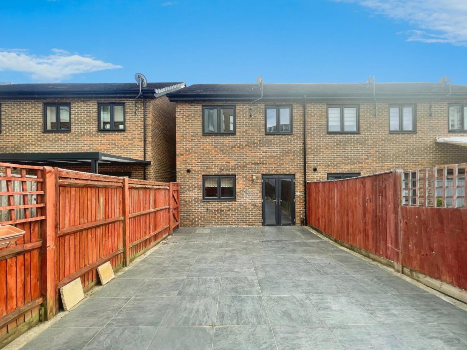 Hythe Crescent, Ashford