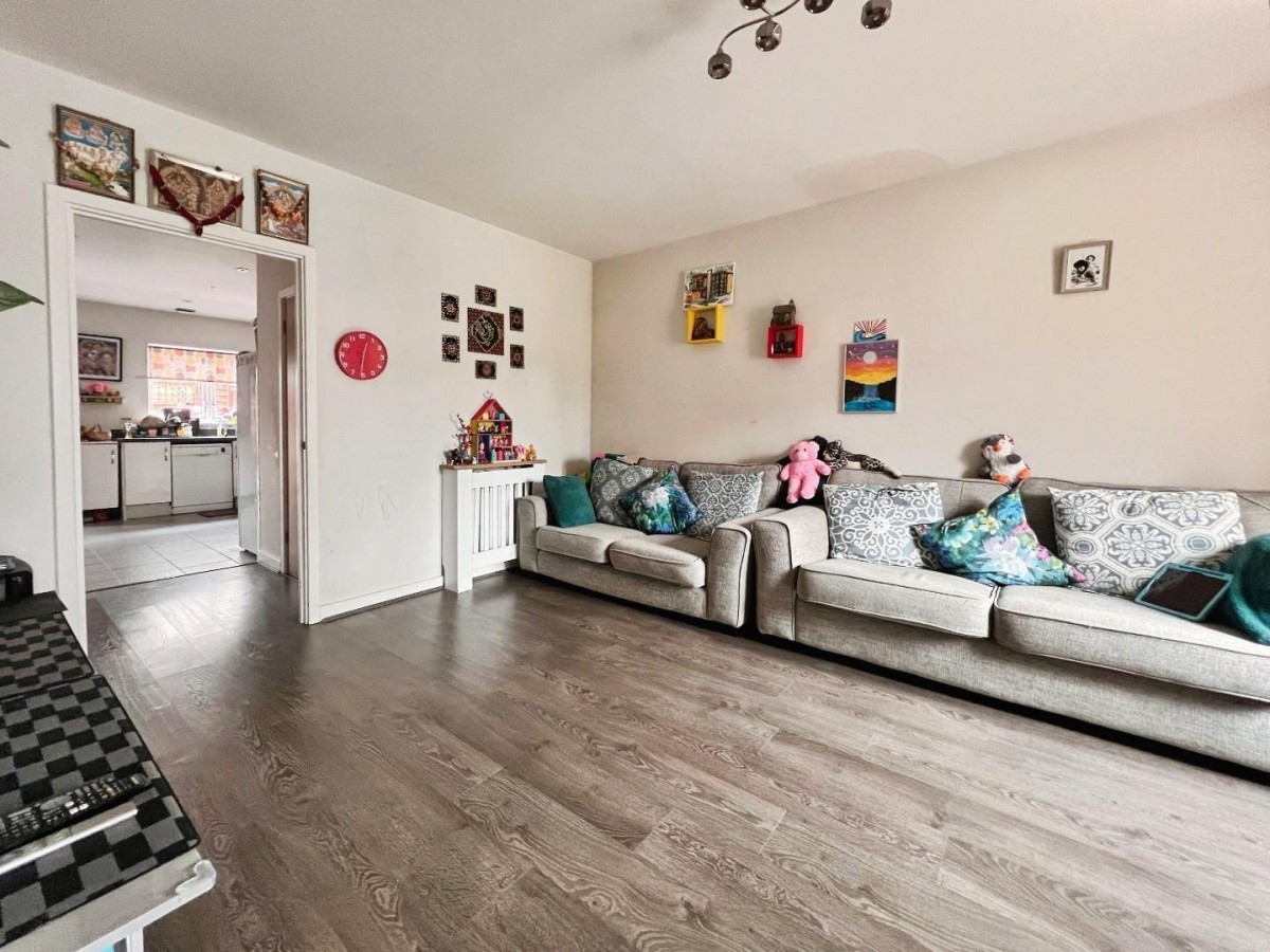 Hythe Crescent, Ashford