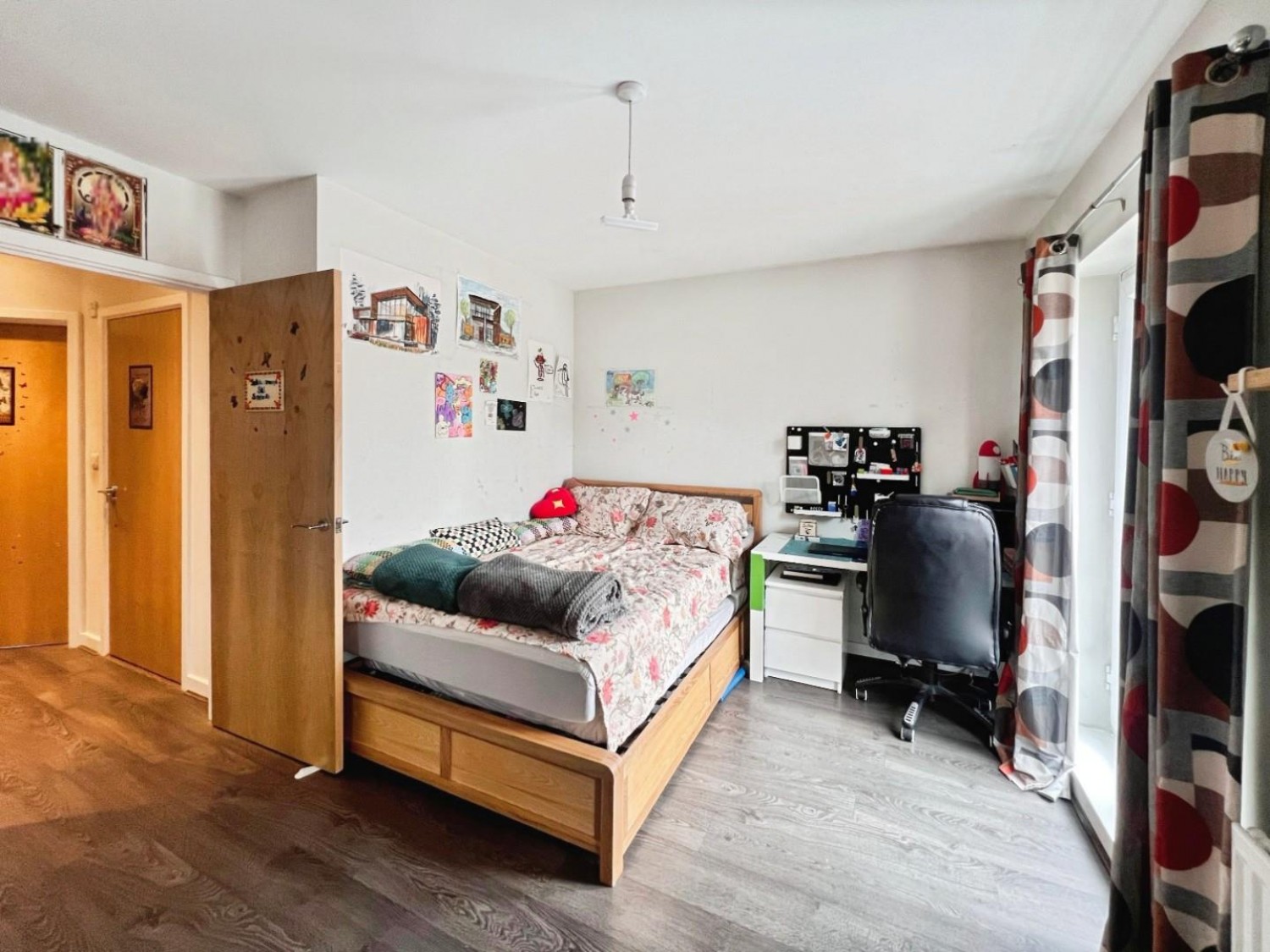 Hythe Crescent, Ashford