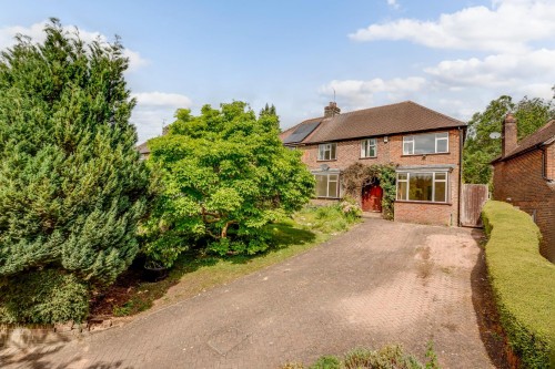 The Ridgeway, Stanley Hill, Amersham, Buckinghamshire, HP7 9HJ