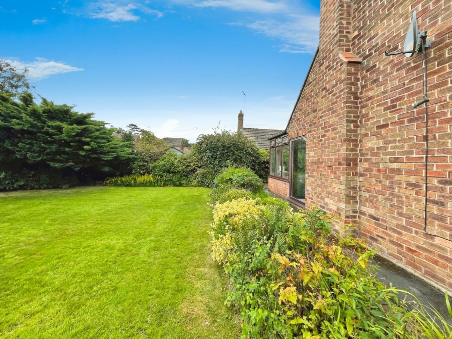 Bridle Way, Great Sutton, Ellesmere Port