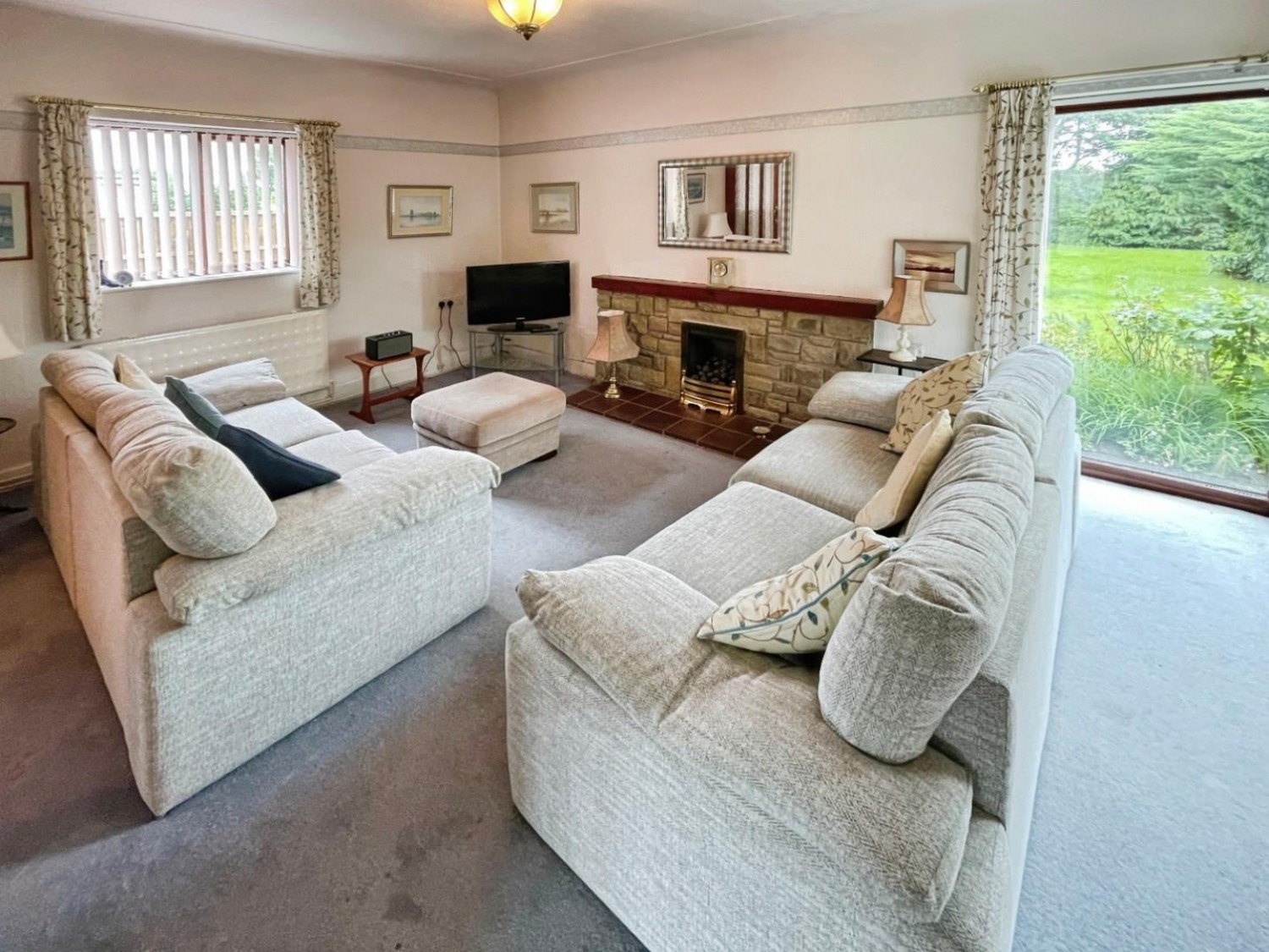 Bridle Way, Great Sutton, Ellesmere Port