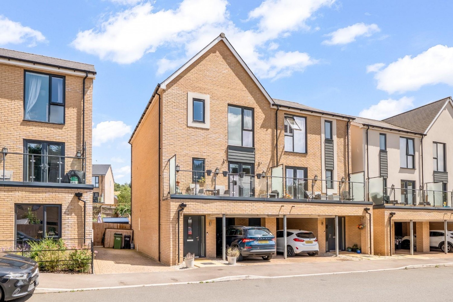 Lister Road, Dursley