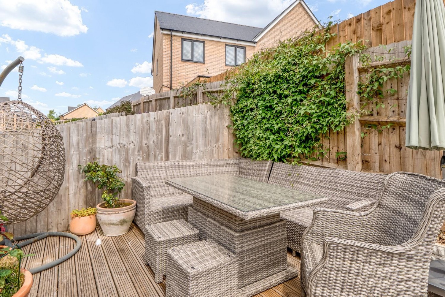 Lister Road, Dursley