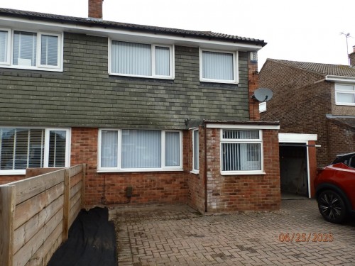 Farmstead Way, Great Sutton, Ellesmere Port, CH66 2RU